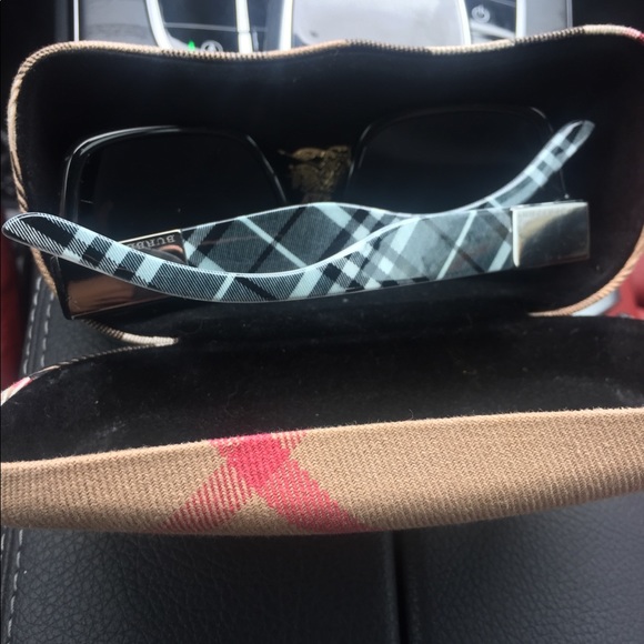 Burberry sunglasses main image 7